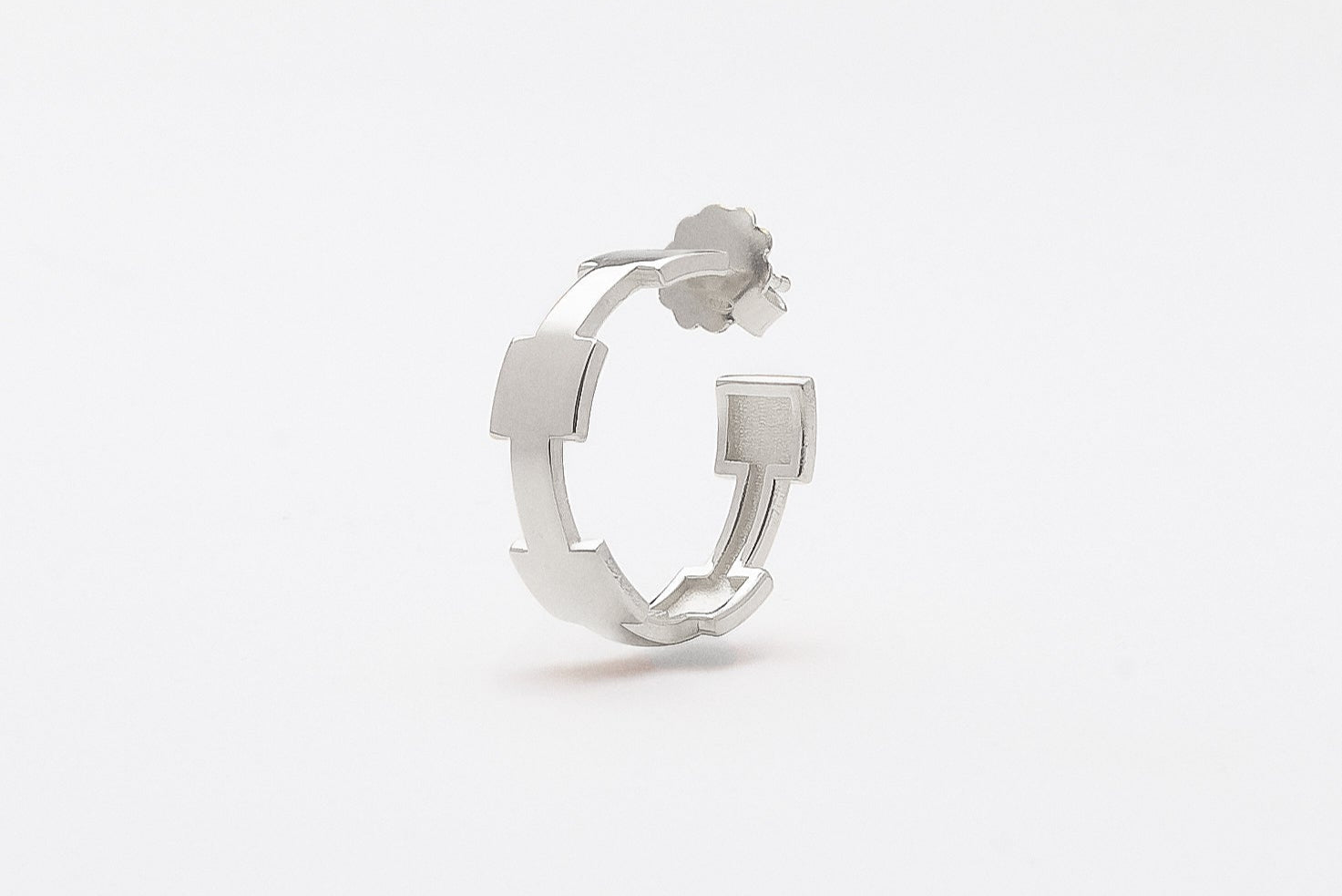 Basics collection - orecchino modello Broken Wall in argento 925 lucido