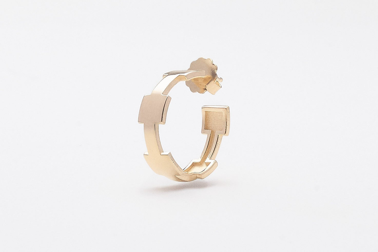 Basics collection - orecchino modello Broken Wall in argento 925 placcato oro giallo lucido
